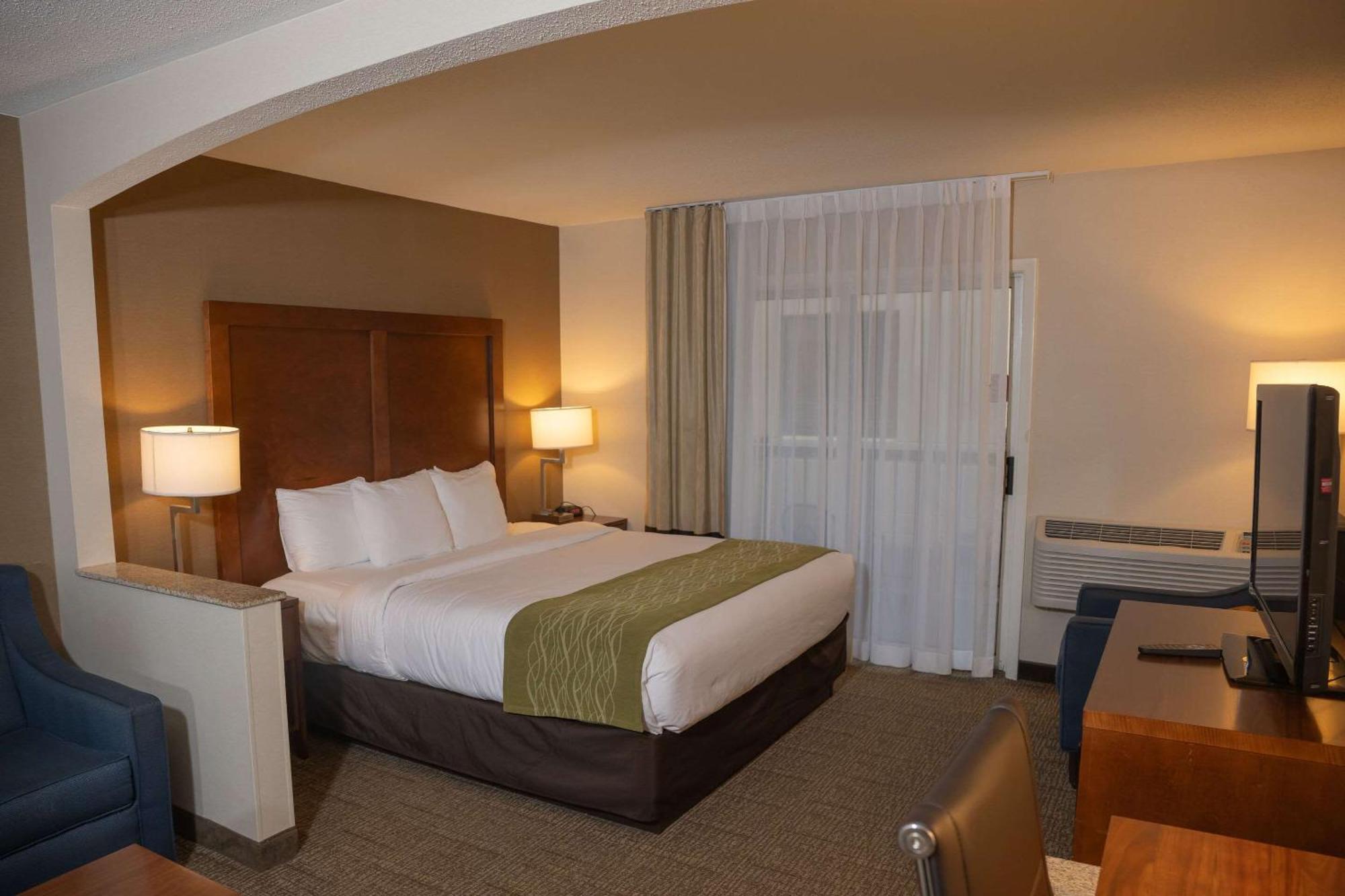 Hotel Comfort & Erie