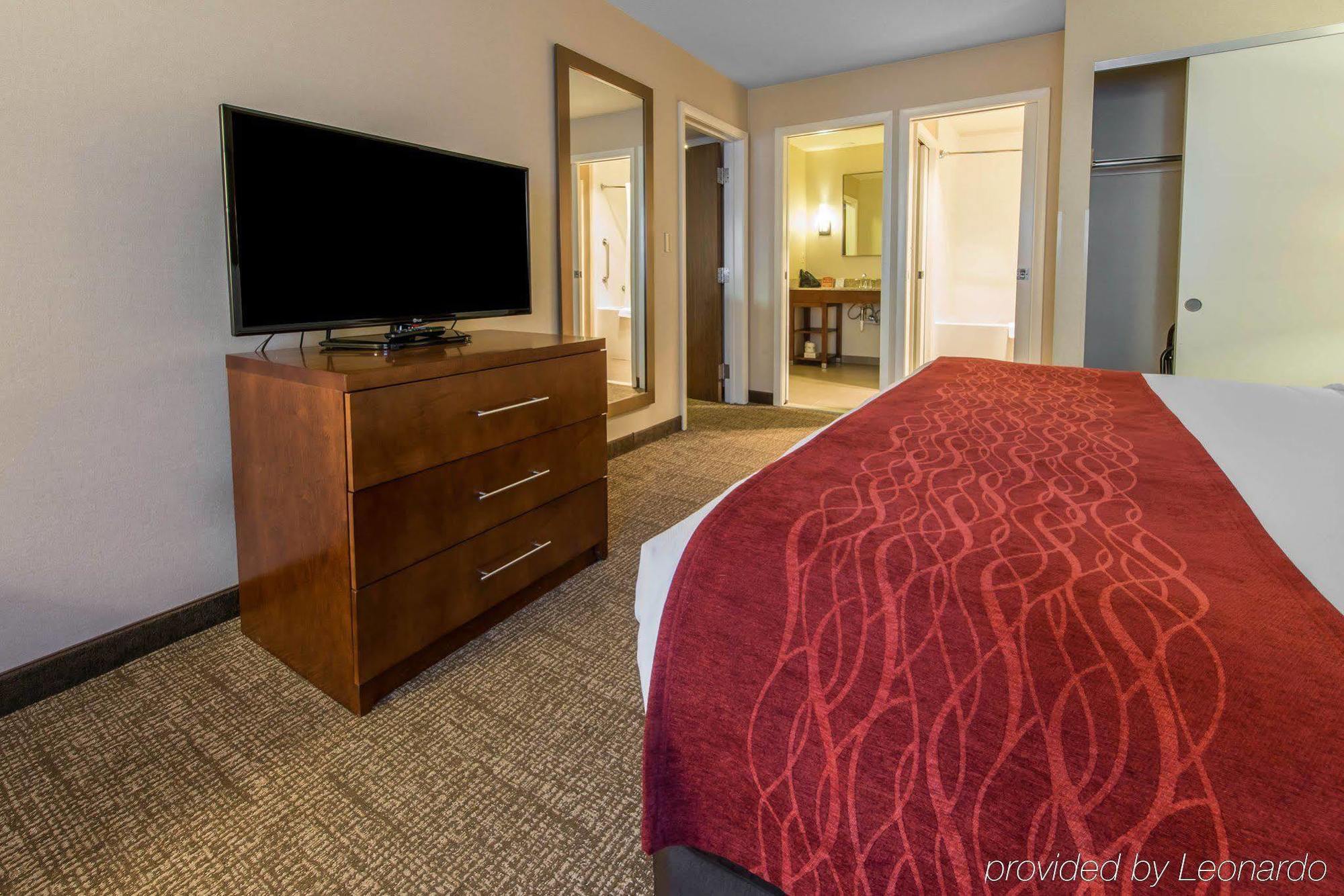 Hotel Comfort & 3*